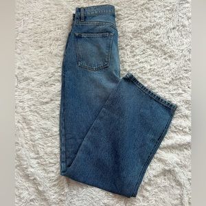 Betro Simone High Rise Straight Legs Jeans